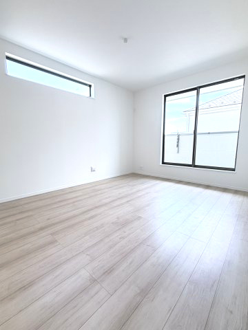ハートフルタウン渋川市石原348番　A号棟の洋室|2階洋室1です