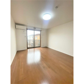 【内装】 | パル　クレール | ※写真は205のもの