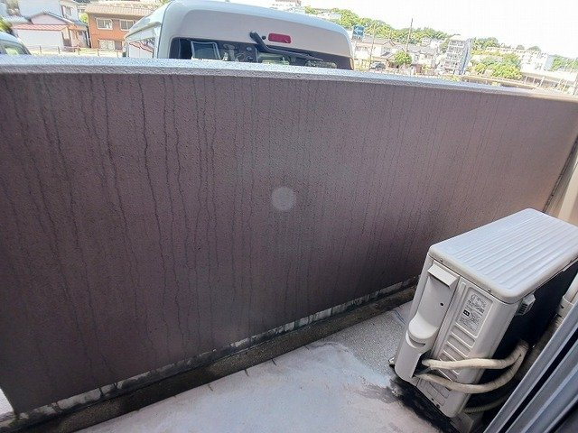 【バルコニー】 | シェーナ下到津 | お洗濯にも便利なバルコニー付き