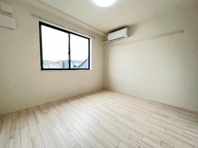 【内装】 | 真鍋フラッツ | 洋室