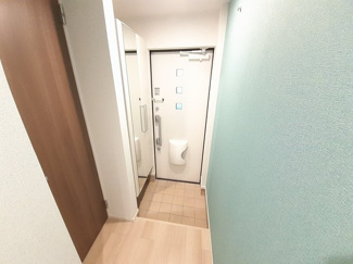 【玄関】 | ラ・リーバンベルＡ | 玄関