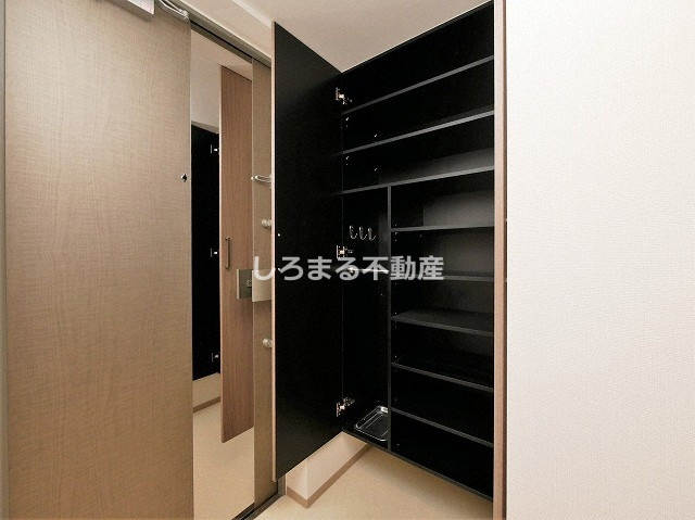 Ｃｉｔｙ　Ｌｕｘ　Ｎａｍｂａ　Ｓｏｕｔｈの収納