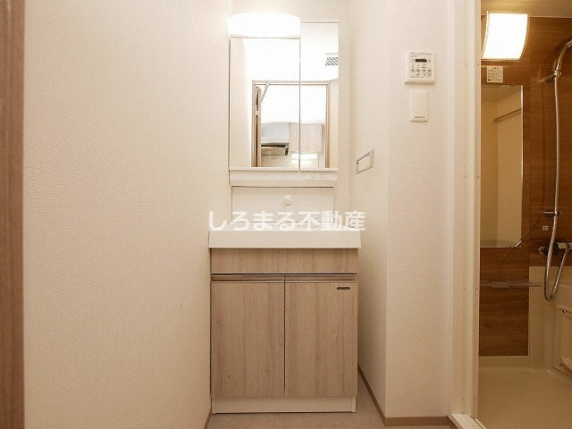 Ｃｉｔｙ　Ｌｕｘ　Ｎａｍｂａ　Ｓｏｕｔｈの独立洗面台