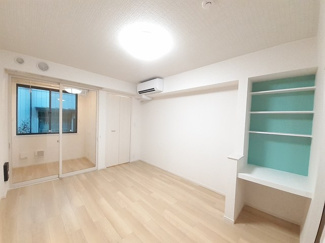 【居間・リビング】 | ラ・リーバンベルＡ | 居室・リビング