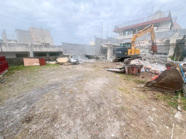 那覇市仲井真　売土地　A号地の外観|2026/3/5現在　解体中です