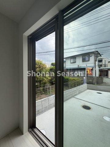 【現地画像あり】厚木市愛甲東3丁目　全6棟　6号棟の内装|２面が道路に面し陽当り・通風良好！開放感あふれる角地です◎
