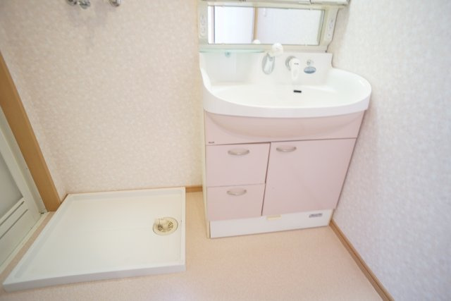 宝梅3丁目戸建の洗面所