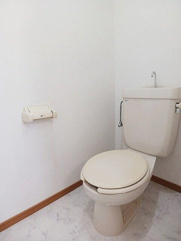 【トイレ】 | 今村ハイツ | ゆったりとした空間のトイレです