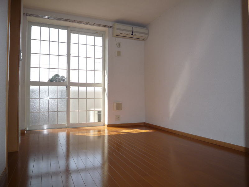 サン・ヒルズ永国Ａの居間・リビング|居室・リビング