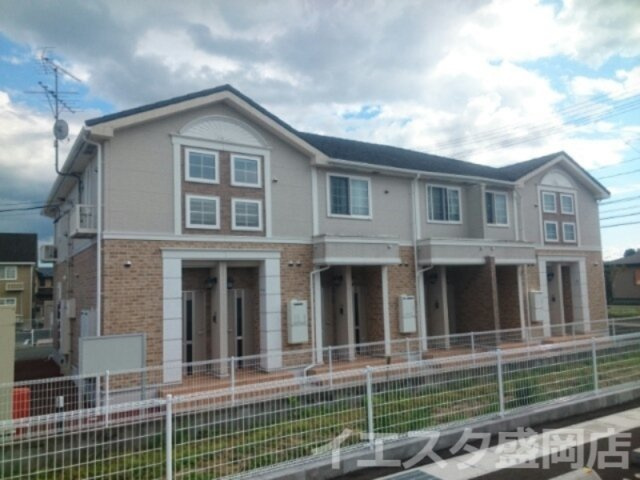 カートル　トレーフルの外観