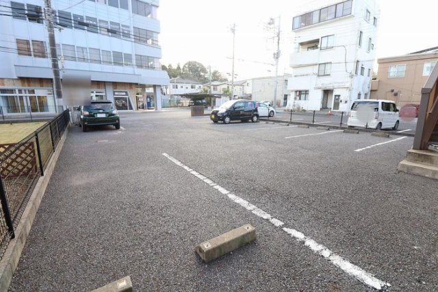 タウン・コート槐（ＫＡＩ）の駐車場|駐車場
