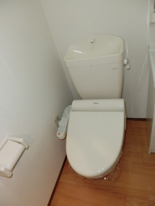 メゾンドノアのトイレ|温水洗浄暖房便座