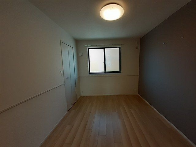 サンピラーの内装