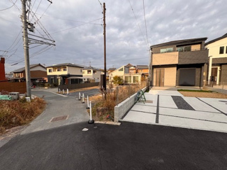 【外観】 | GRAFARE瀬戸市東郷町全3棟【仲介手数料無料　にじの丘小　にじの丘中】 | 今すぐのご案内可能です！→  0120-336-922　までお気軽にお問い合わせください。