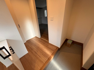 【玄関】 | GRAFARE瀬戸市東郷町全3棟【仲介手数料無料　にじの丘小　にじの丘中】 | 今すぐのご案内可能です！→  0120-336-922　までお気軽にお問い合わせください。