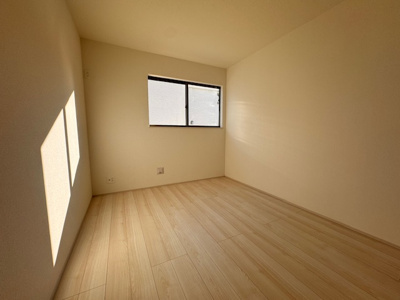 【洋室】 |  Heartful-Town瀬戸市秋葉町全２棟【仲介手数料無料　にじの丘小　にじの丘中】 | 今すぐのご案内可能です！→  0120-336-922　までお気軽にお問い合わせください。