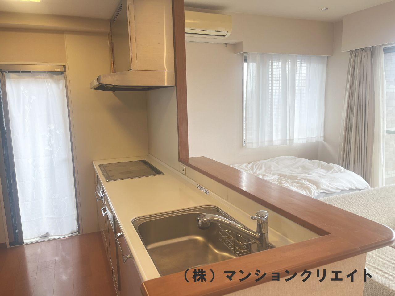 ロアール濱町桜橋 粋人の防犯設備|リビングにあるモニター付きインターホン