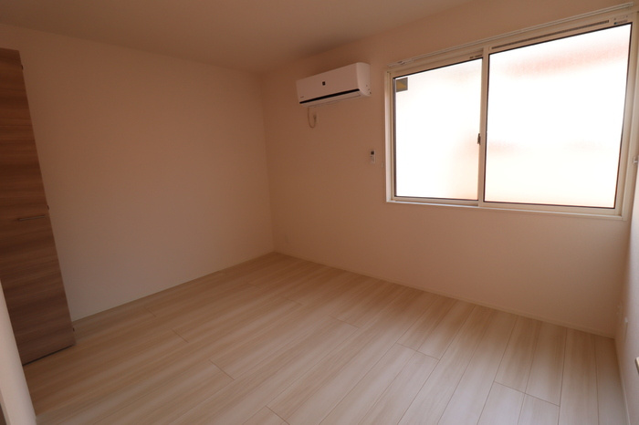 エタニティ Ⅰ・Ⅱ・Ⅲ・Ⅳの洋室|洋室（エアコン付）