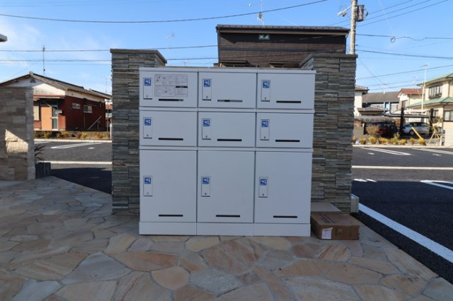 エタニティ Ⅰ・Ⅱ・Ⅲ・Ⅳ|宅配ボックス