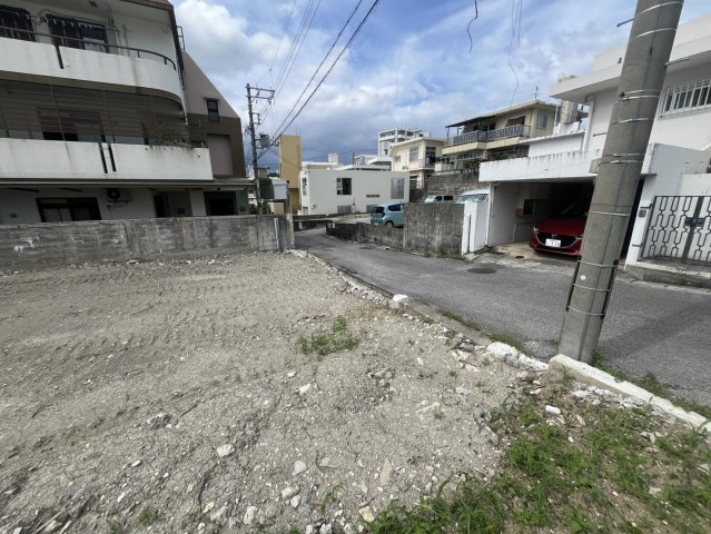 那覇市仲井真　売土地　B号地の前面道路含む現地写真|2026年4月21日（火）現地写真