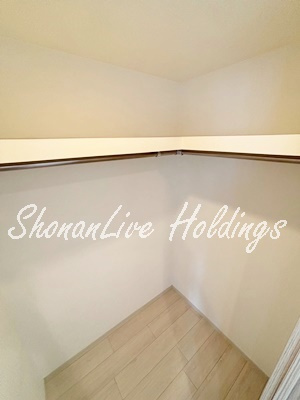 カスタリア鶴見の収納|★収納力の高いウォークインクローゼット★