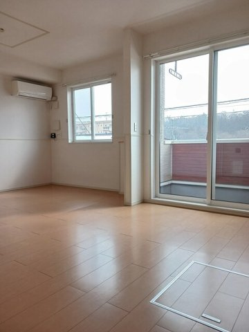 ブライトヒルズⅠの居間・リビング