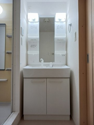 ブライトヒルズⅠの洗面所