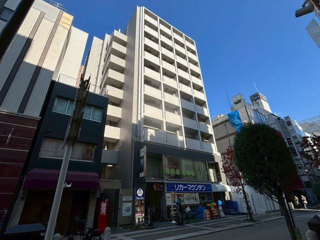 ディオレクレスト東心斎橋の外観