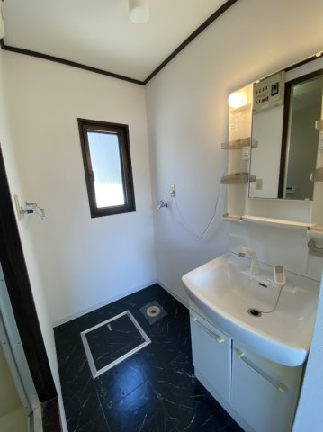 プチメゾンの洗面所