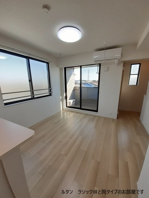 ベルソレイユ青木の居間・リビング