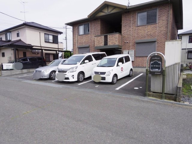 カーサ・ロッソの駐車場|駐車場