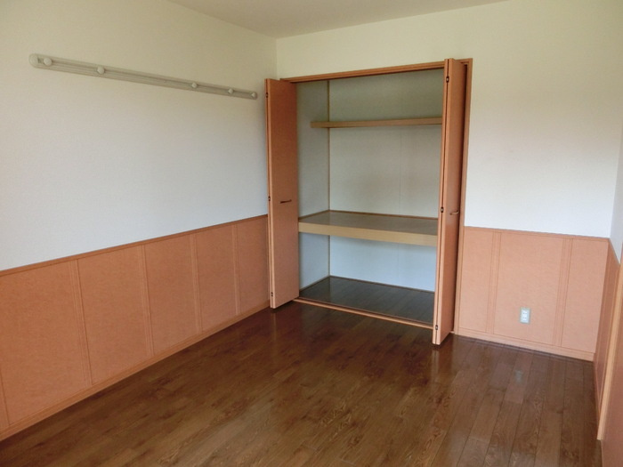 カーサ・ロッソの寝室|その他部屋・スペース