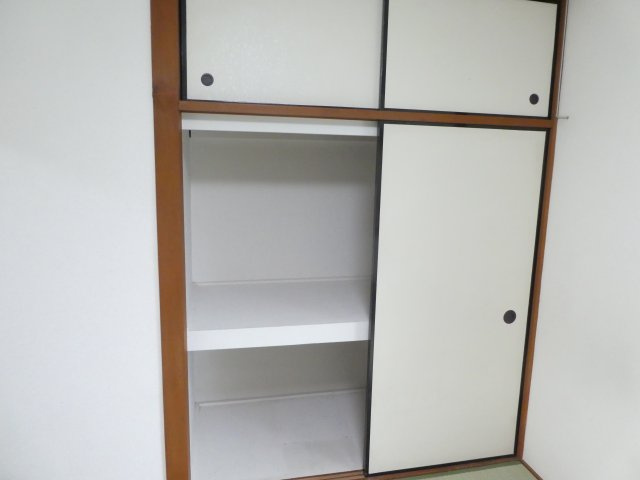 ビーコート清荒神の収納