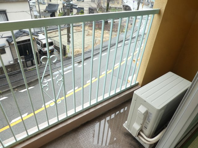 ビーコート清荒神のバルコニー