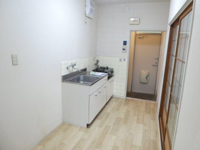 ビーコート清荒神の居間・リビング