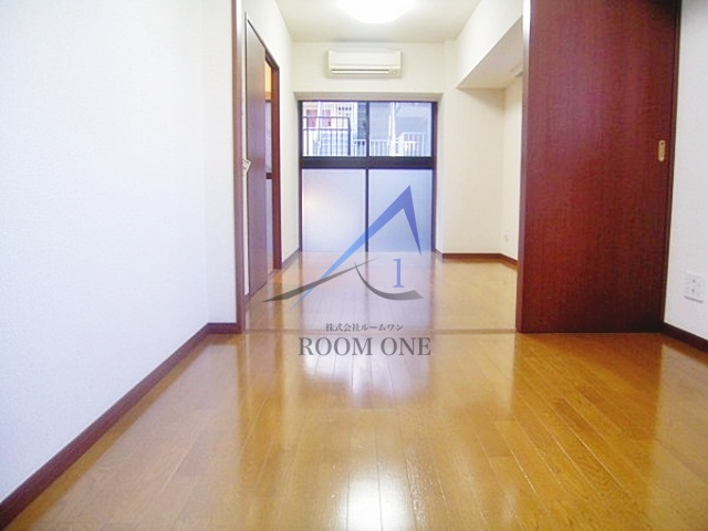 フェニックス日本橋EASTの居間・リビング|洋室のお部屋です。