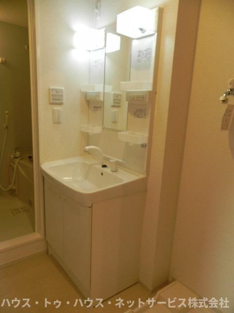 エレガントヒルⅢＢの洗面所