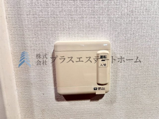 【その他】 | ワコーレ須磨名谷ステーションフラッツ | 床暖房♪部屋全体を均一に暖められ、空気が乾燥しにくく、足元から温まる事で室温以上に暖かさを感じやすい