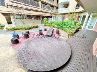 【浴室】 | ワコーレ須磨名谷ステーションフラッツ | 中庭でホッと一息休憩もいいですね♪