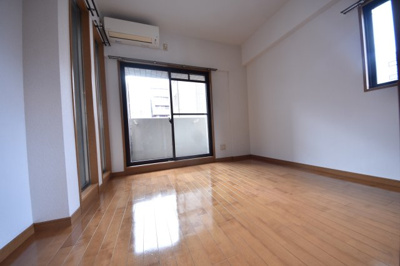 【居間・リビング】 | プレサンス神戸駅前