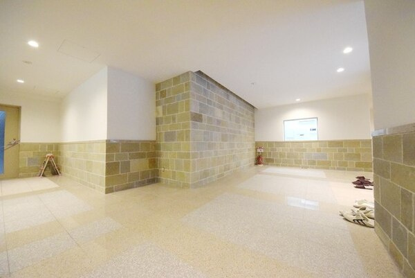 グランジュエ本所のロビー