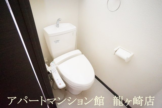 レオパレスアークハイムⅡのトイレ|類似