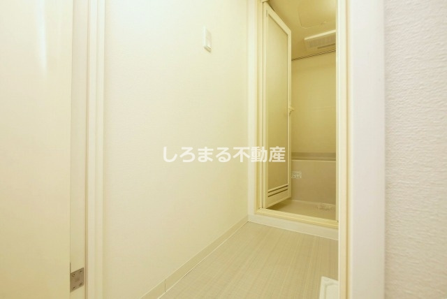 ＣＨＡＴＥＡＵ　ＮＡＭＢＡ　ＲＩＰＰＬＥのシャワールーム