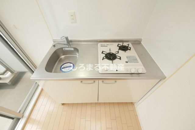 ＣＨＡＴＥＡＵ　ＮＡＭＢＡ　ＲＩＰＰＬＥのキッチン