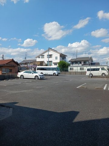 サニーブローテ住吉Ⅰ　　刈谷市近郊の賃貸はクラスホーム刈谷店の駐車場|駐車場があるので、車を買う予定の方も安心です