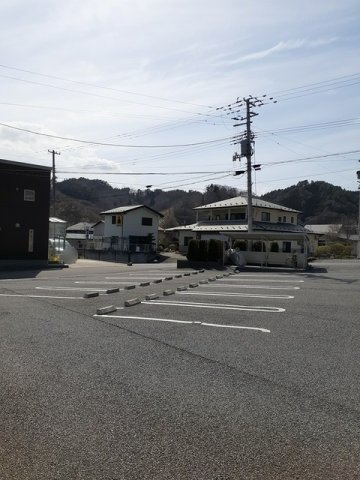 ハーモニー・プレイスⅡの駐車場