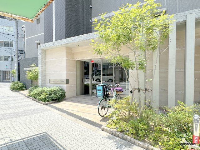 TLRレジデンス本町WEST　仲介手数料無料のエントランス