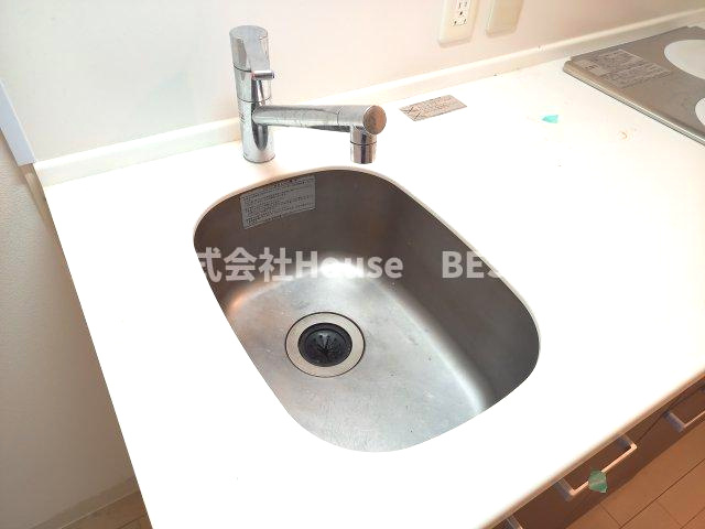 レジディア神戸磯上のキッチン