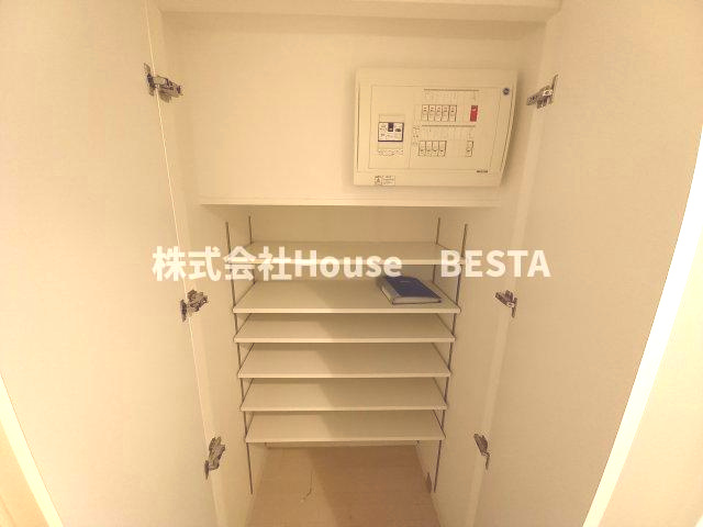 レジディア神戸磯上の収納