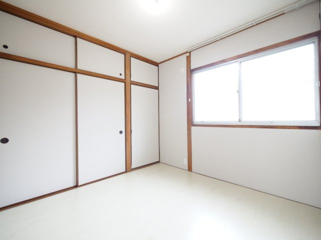田中メゾネットの洋室